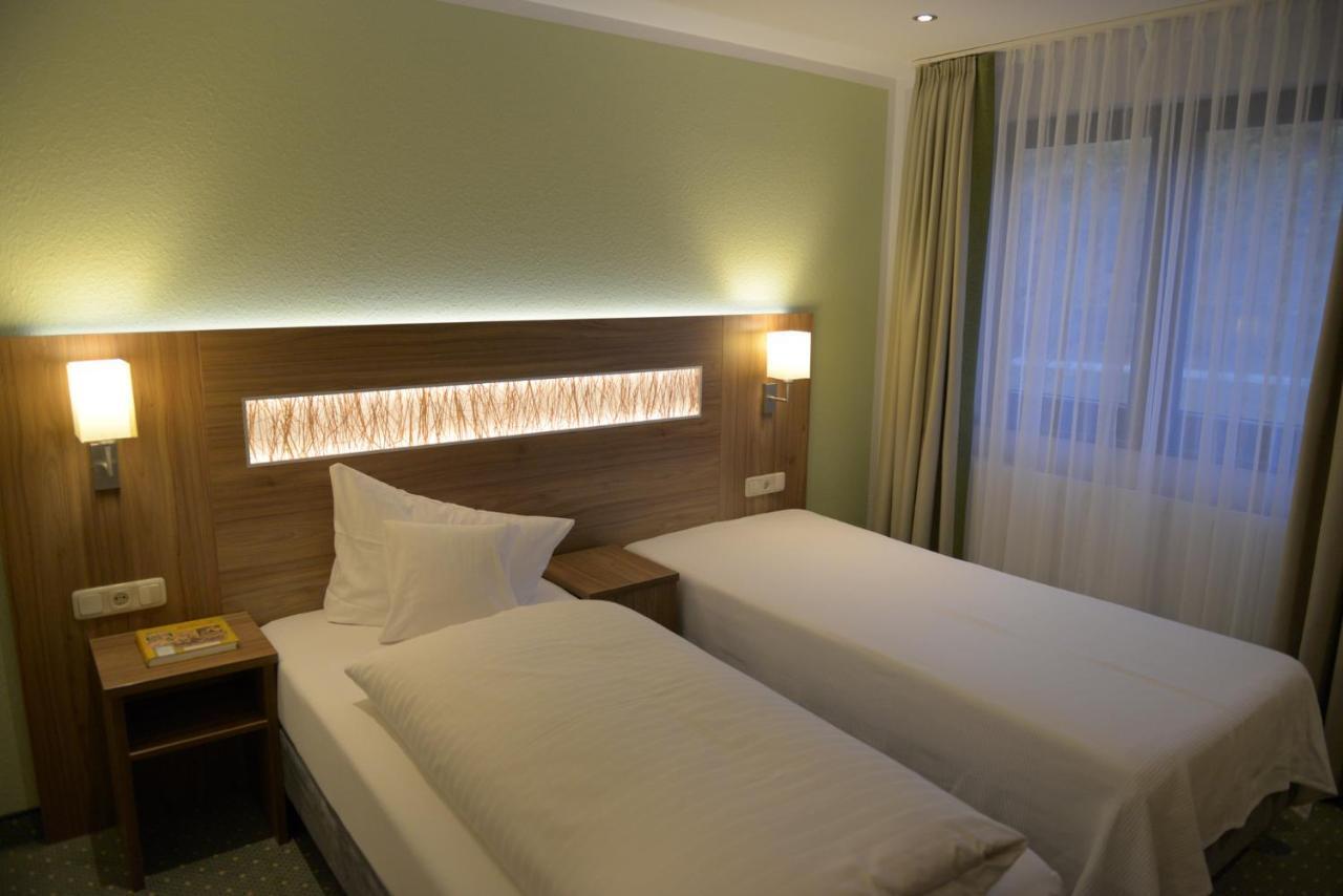 Hotel- Landgasthof Baumhof-Tenne Marktheidenfeld Bagian luar foto